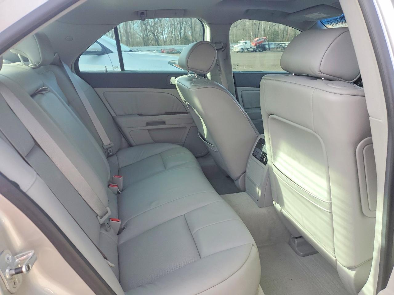 2006 CADILLAC STS