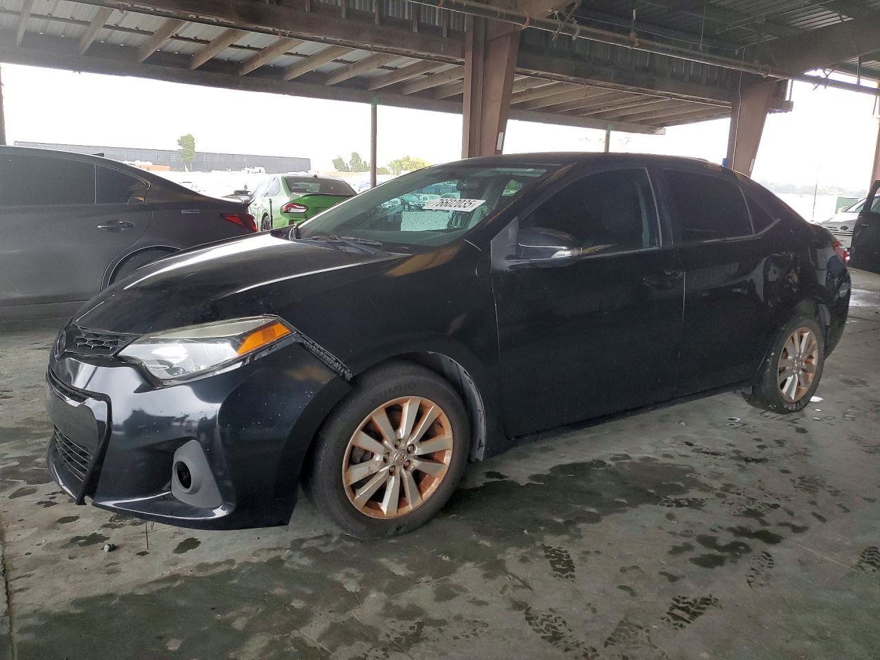 2015 TOYOTA COROLLA