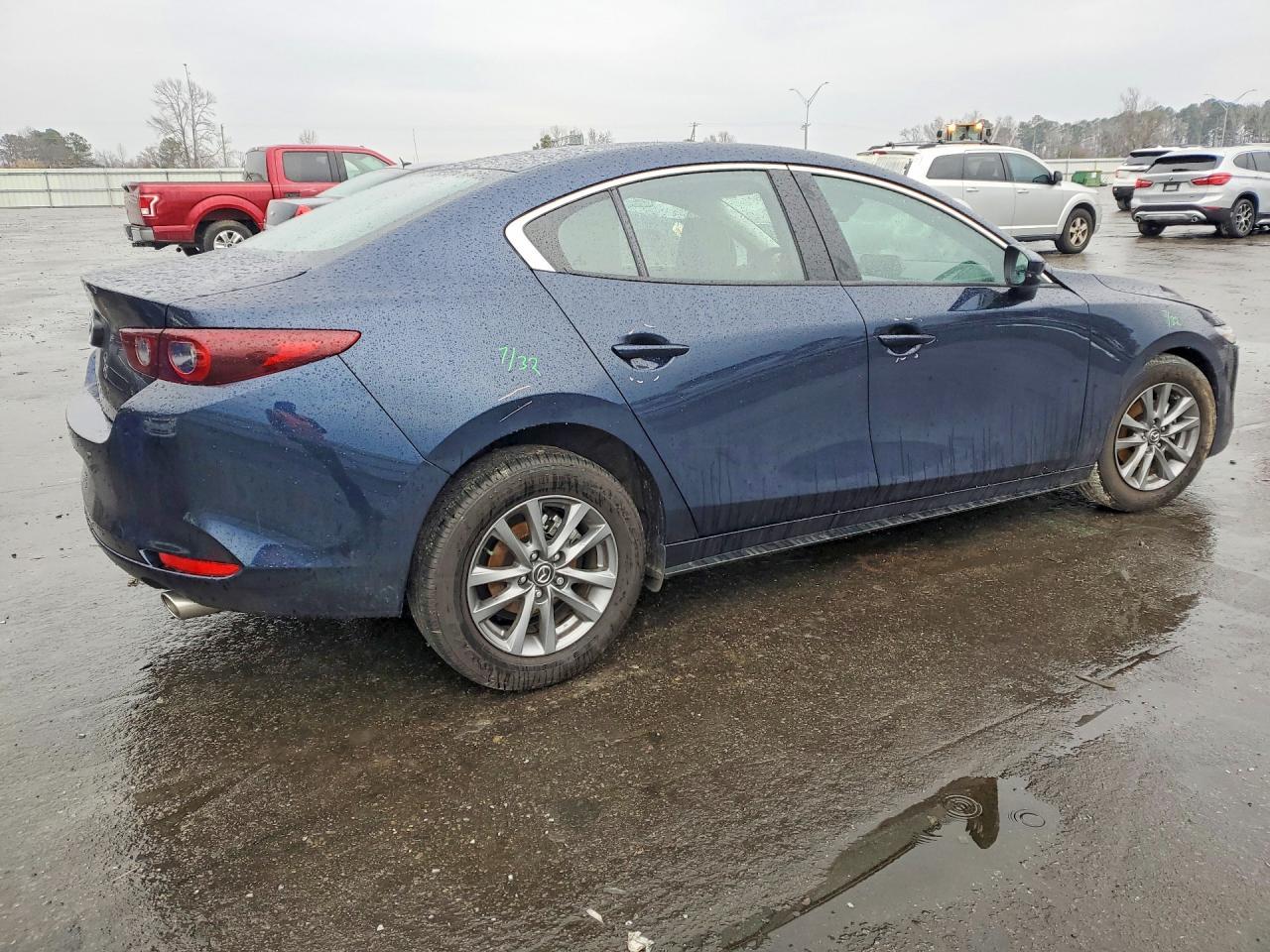 2025 MAZDA 3