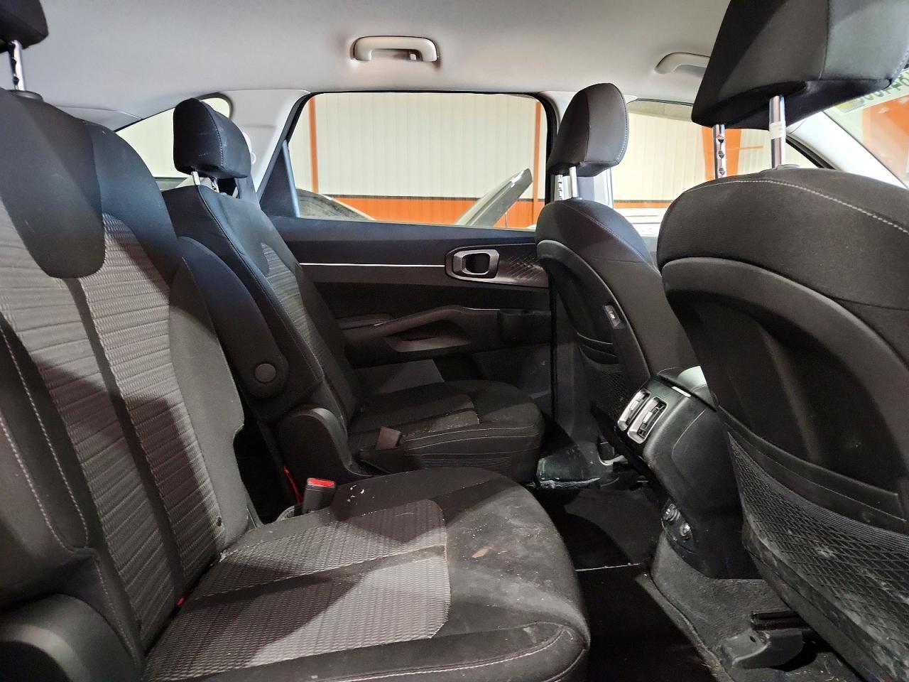 2022 KIA SORENTO