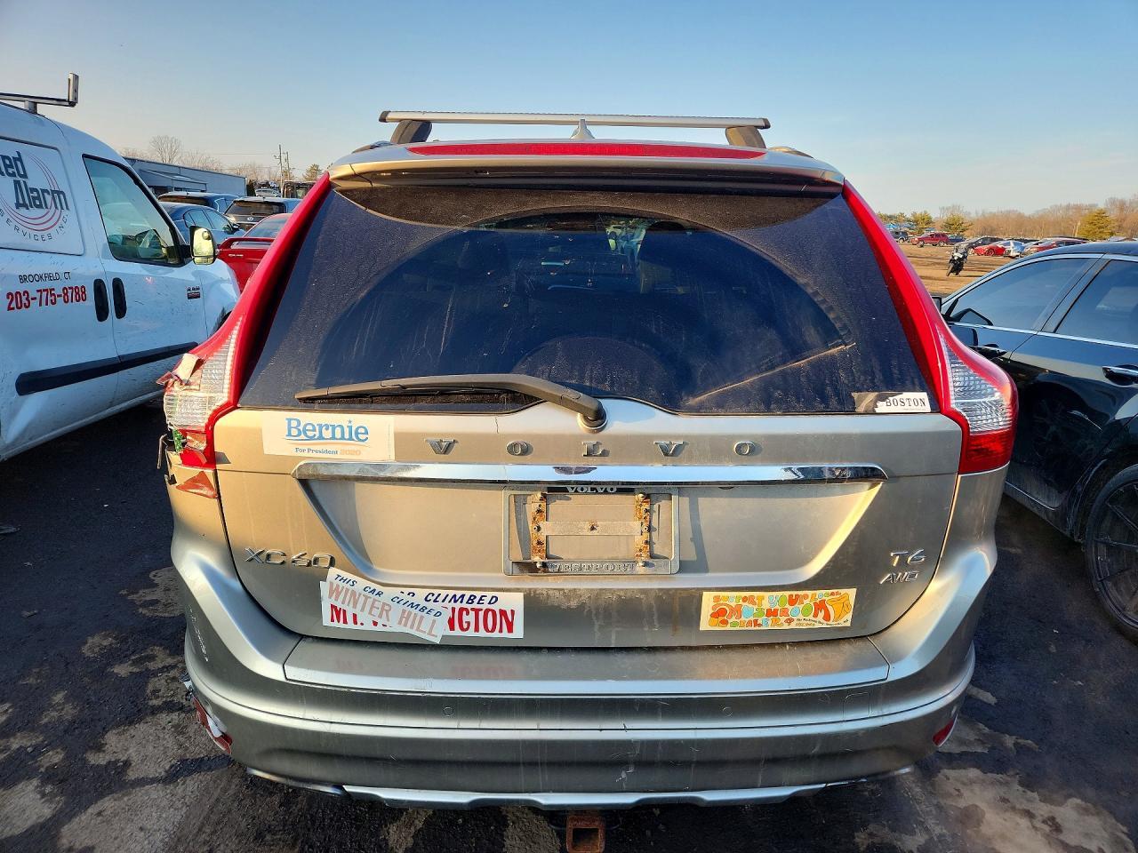 2015 VOLVO XC60