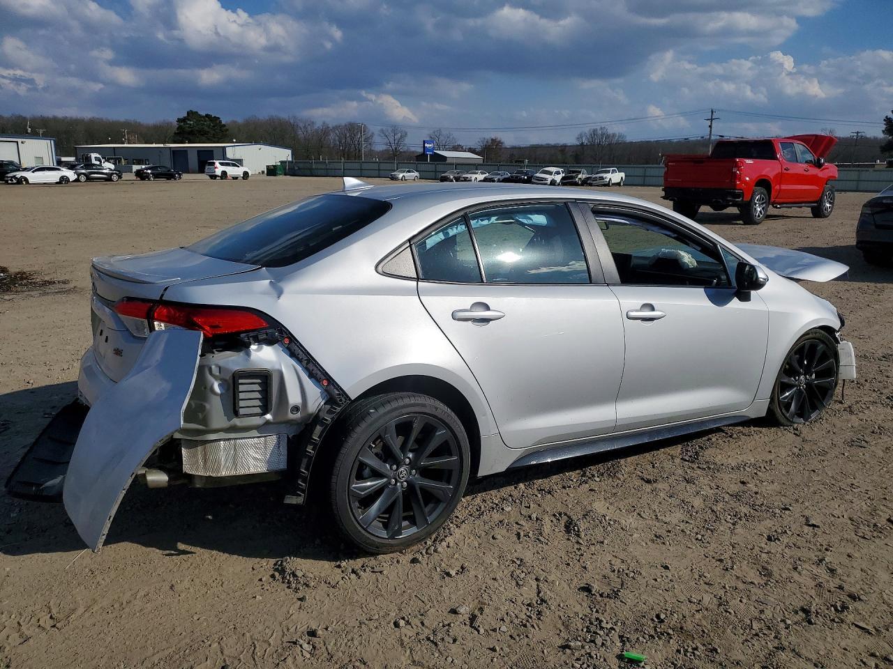 2024 TOYOTA COROLLA