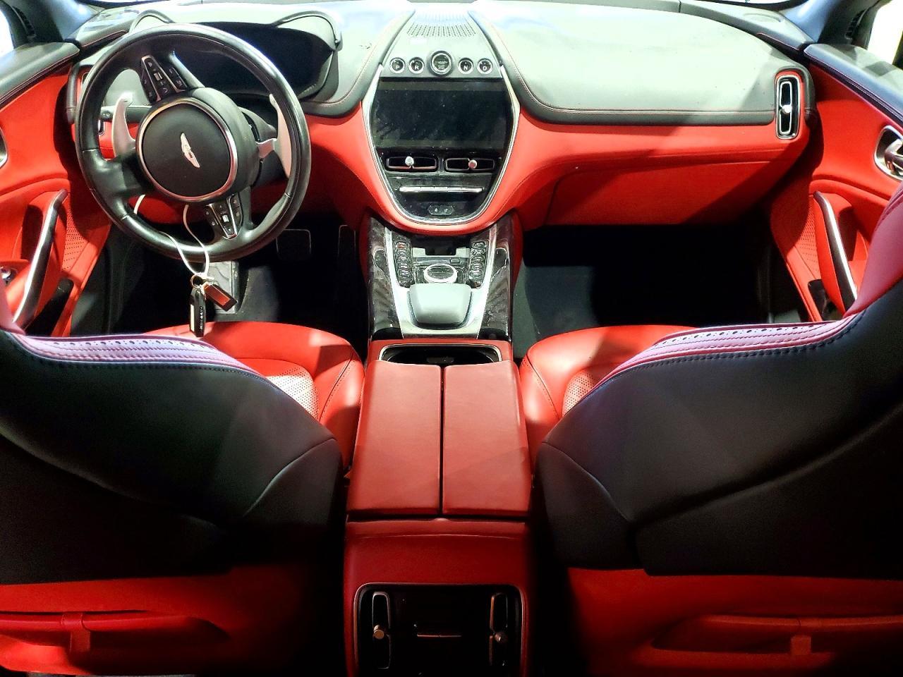 2023 Aston Martin DBX