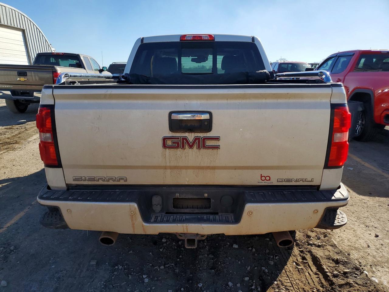 2015 GMC Sierra