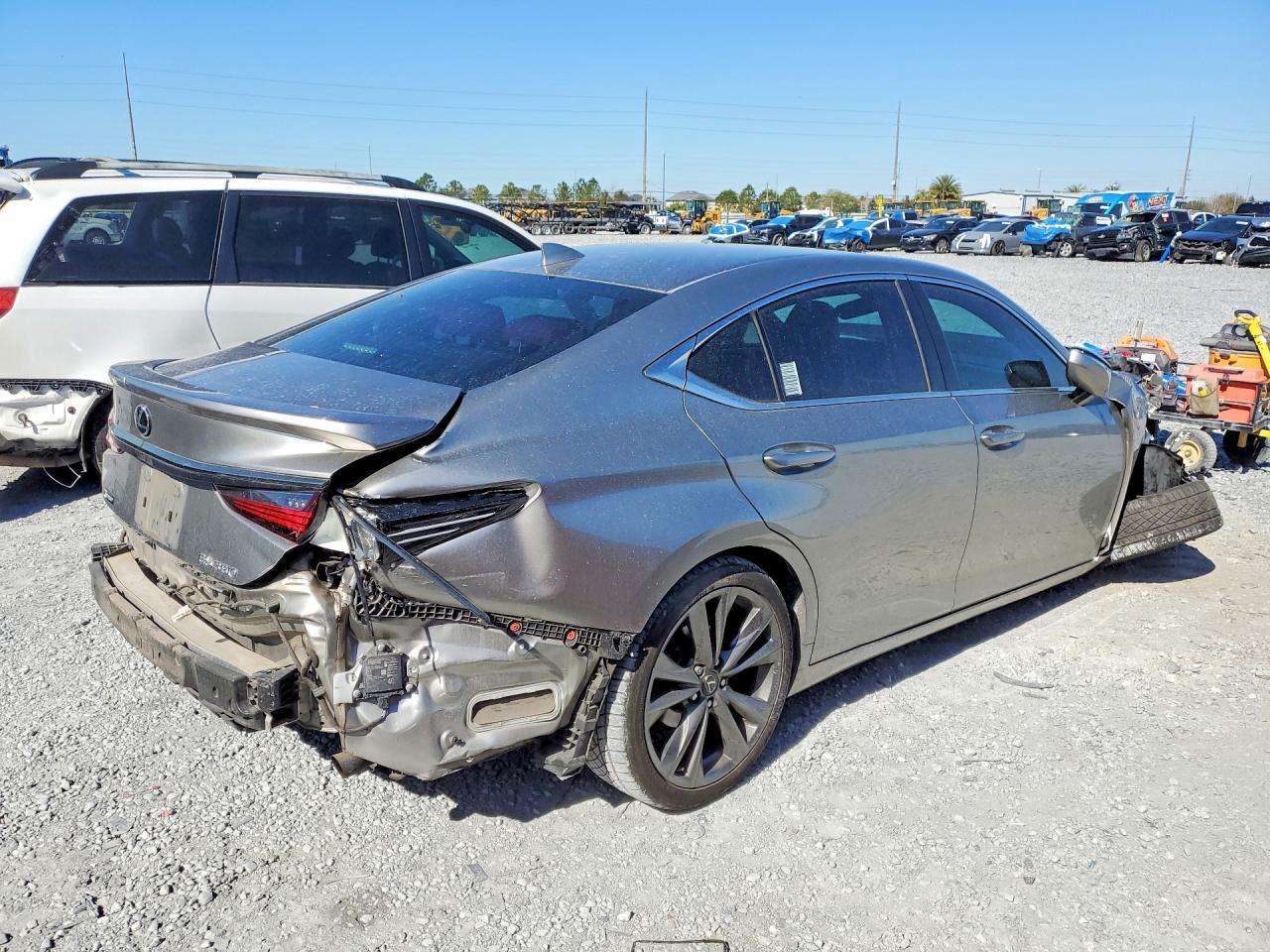 2021 LEXUS ES 350