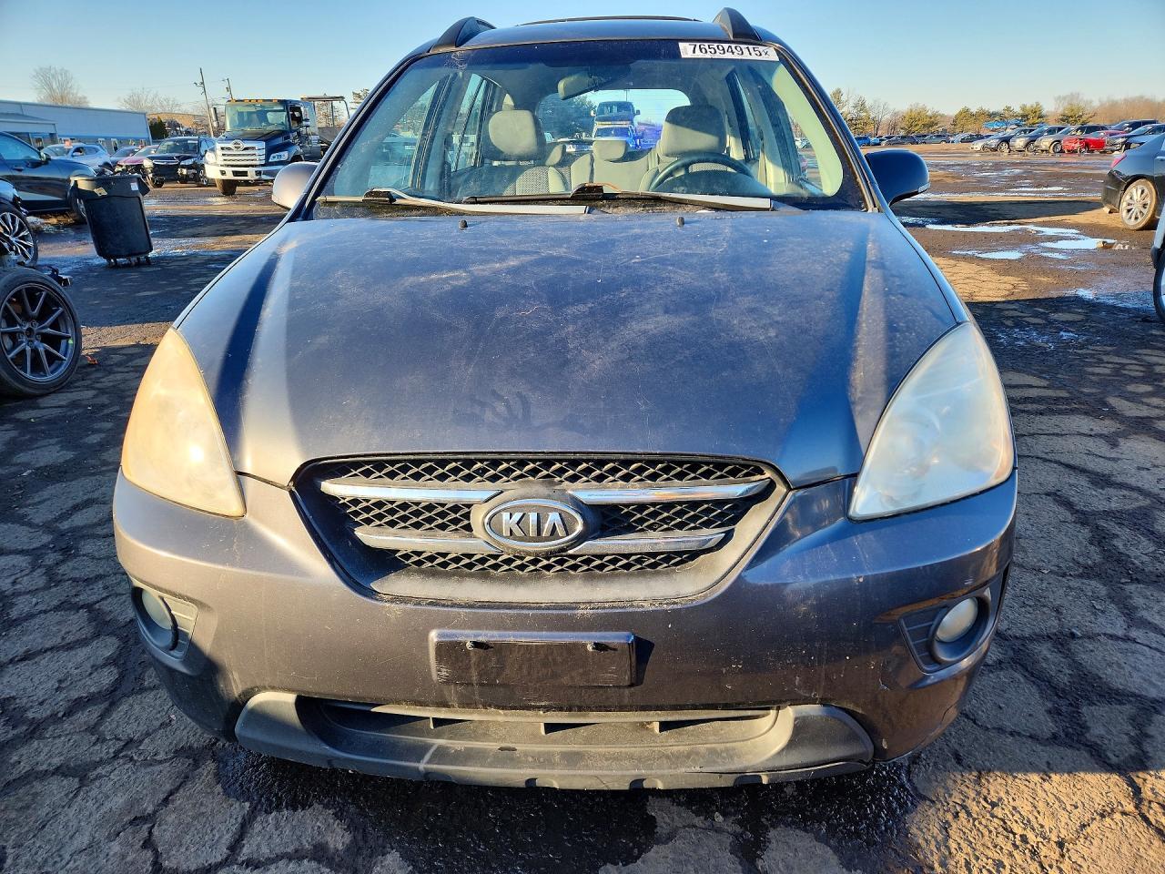 2008 KIA RONDO