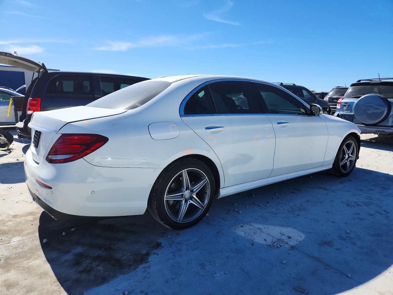 2017 MERCEDES-BENZ E-Class