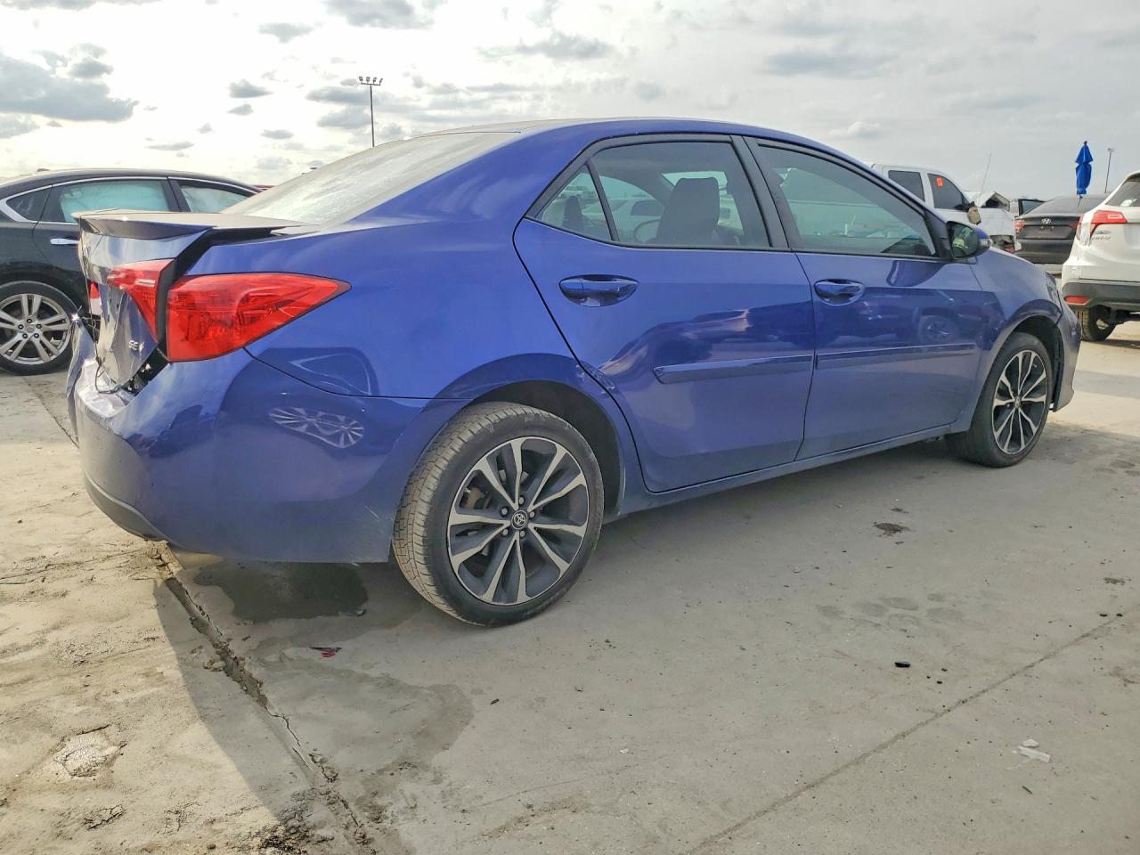 2018 TOYOTA COROLLA