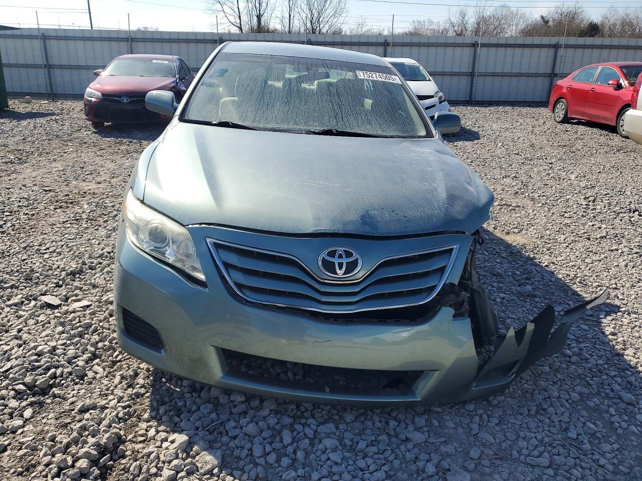 2011 TOYOTA CAMRY