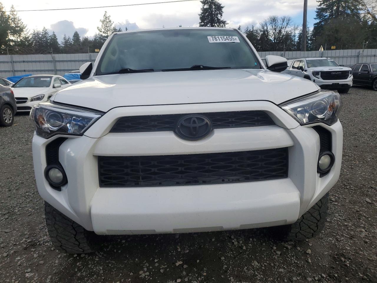 2014 TOYOTA 4Runner