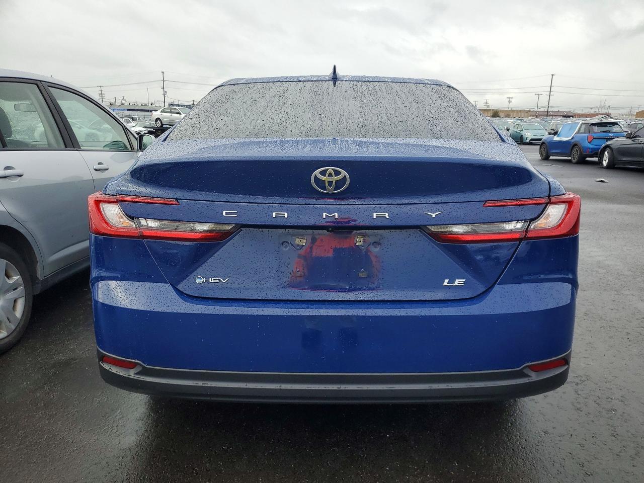 2025 TOYOTA CAMRY