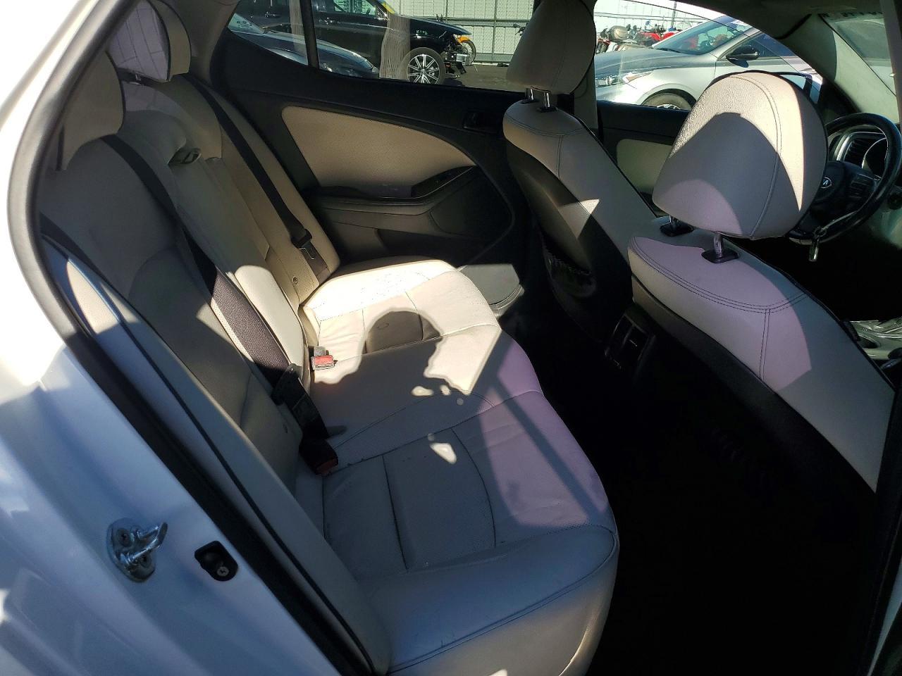2014 KIA Optima Hybrid