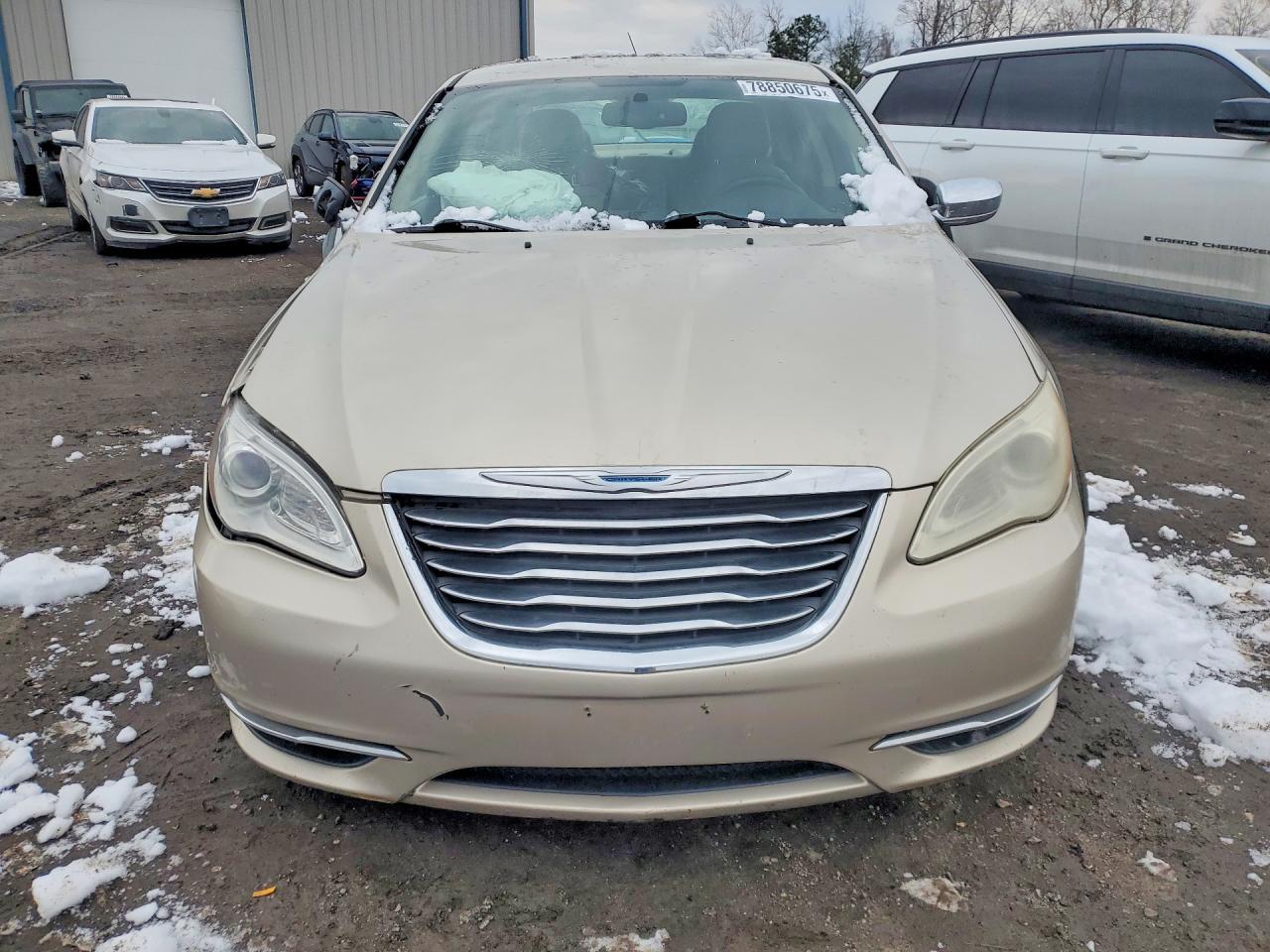 2013 CHRYSLER 200
