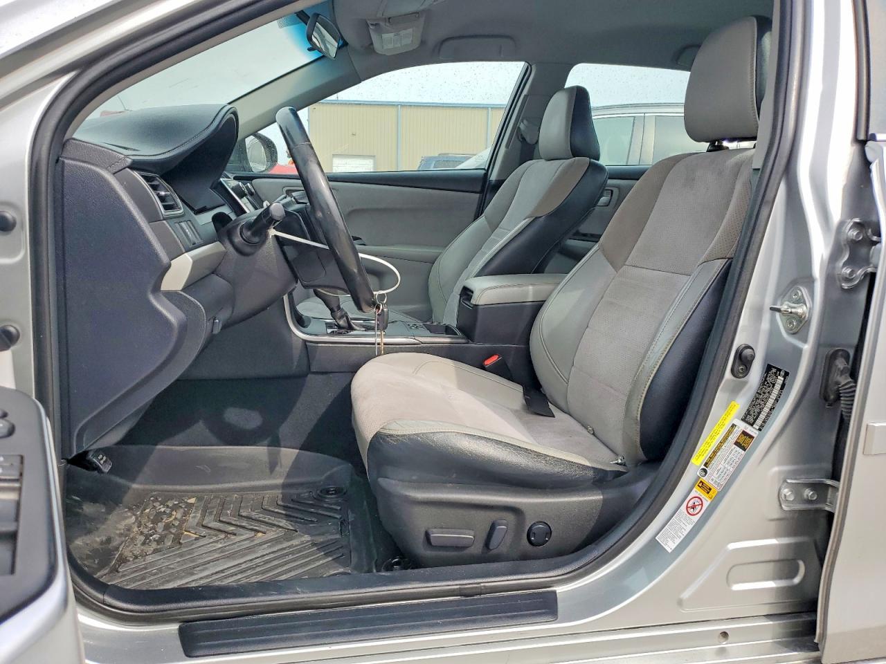 2016 TOYOTA CAMRY