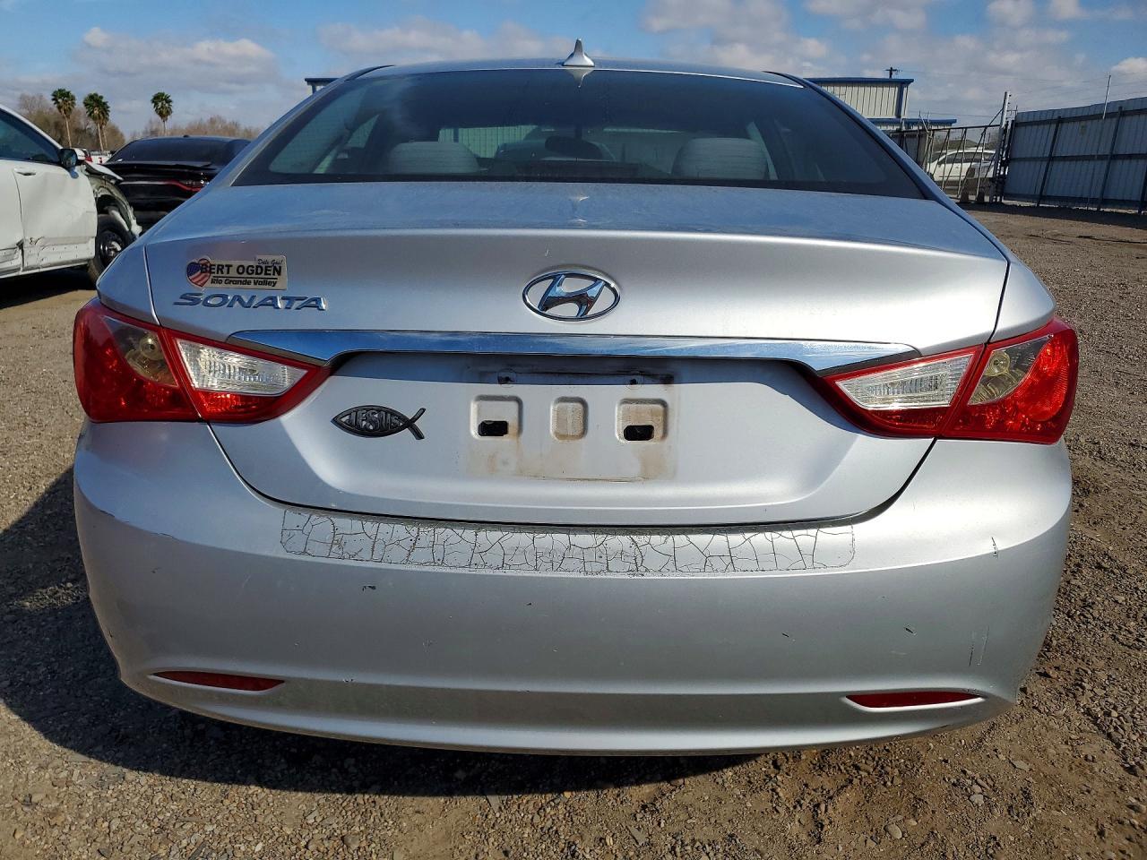 2013 HYUNDAI SONATA