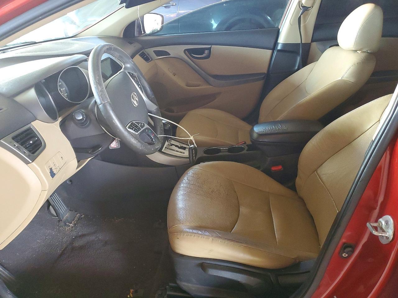 2012 HYUNDAI ELANTRA