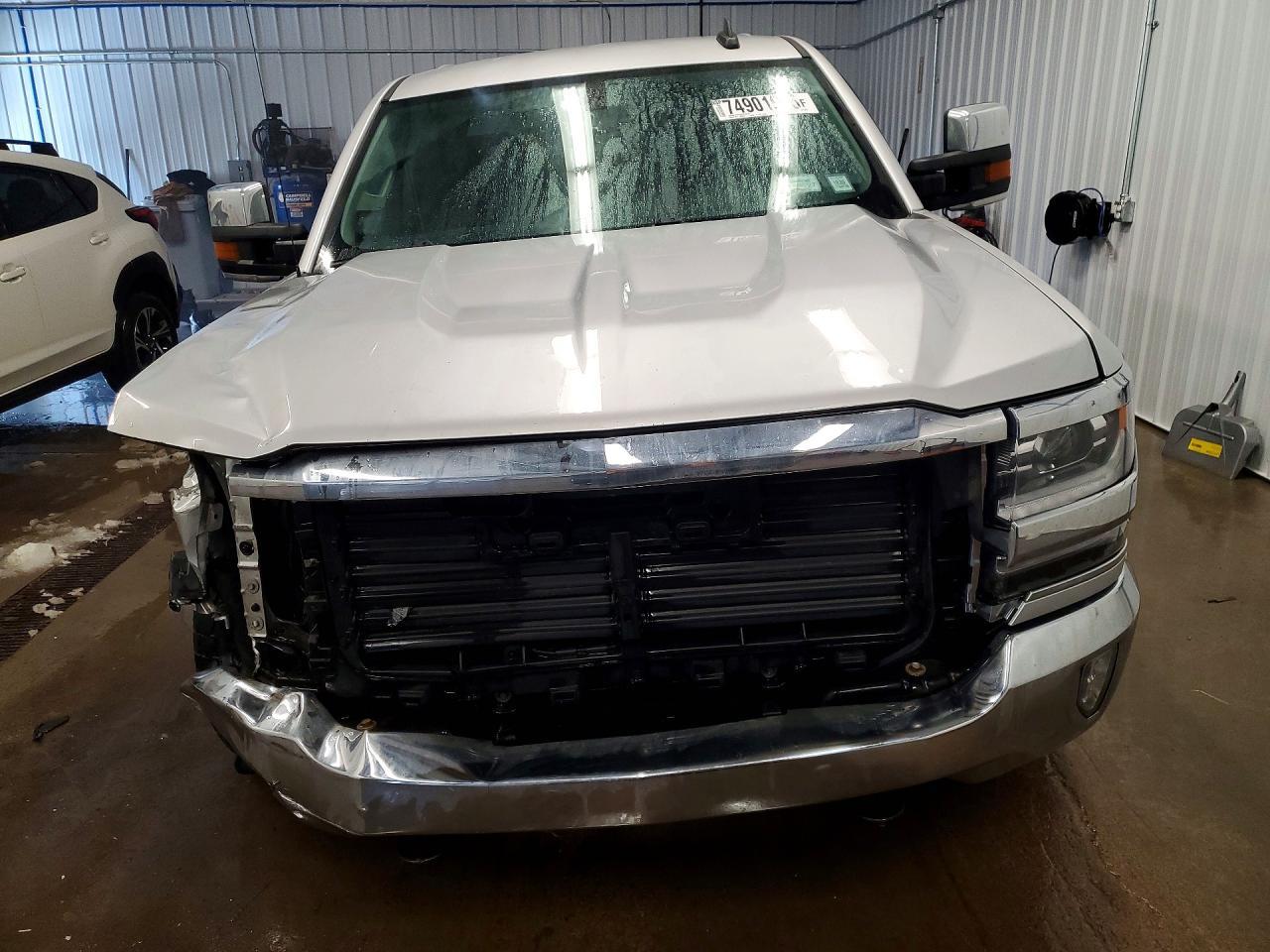 2018 CHEVROLET Silverado