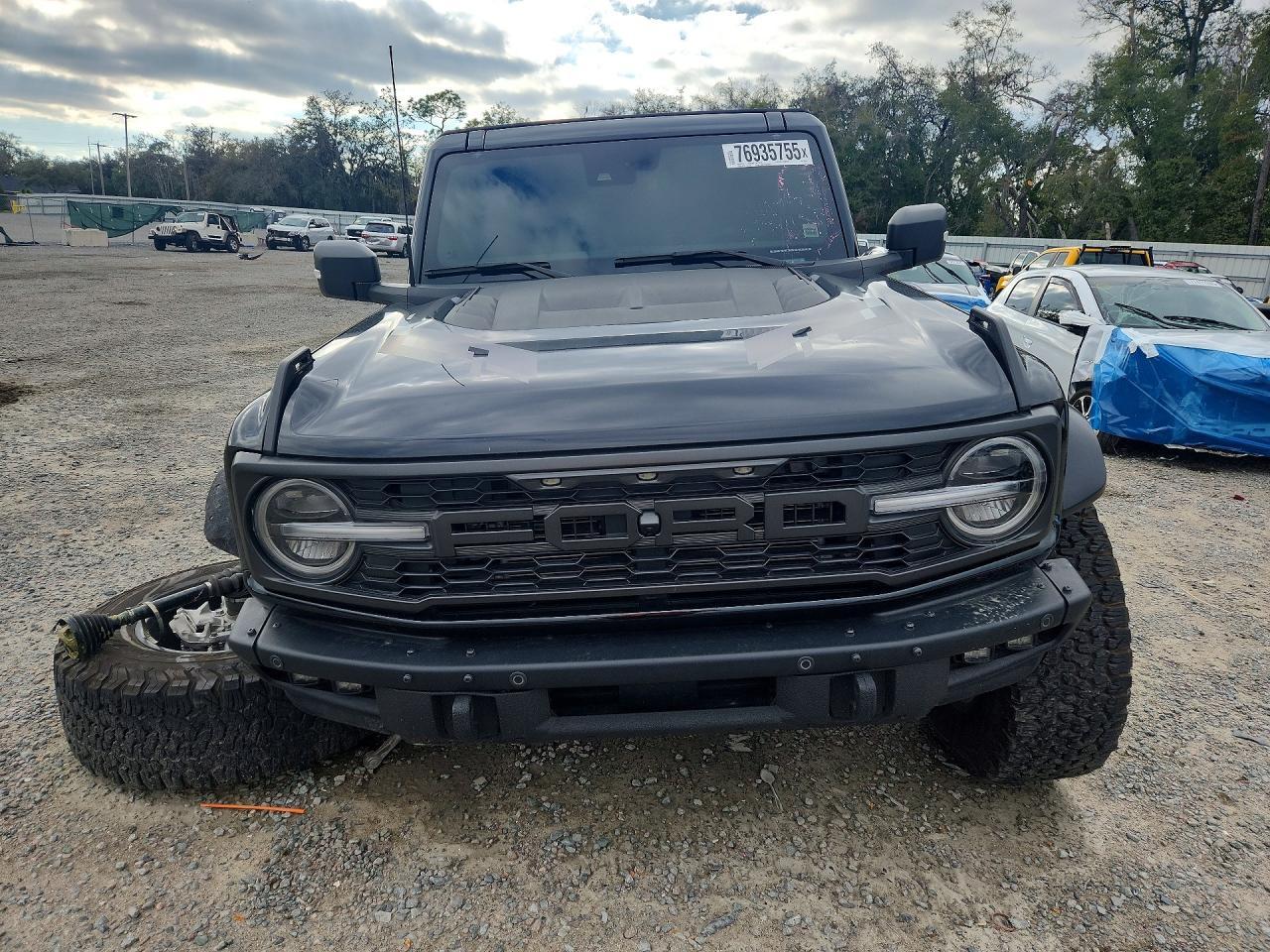 2023 FORD Bronco