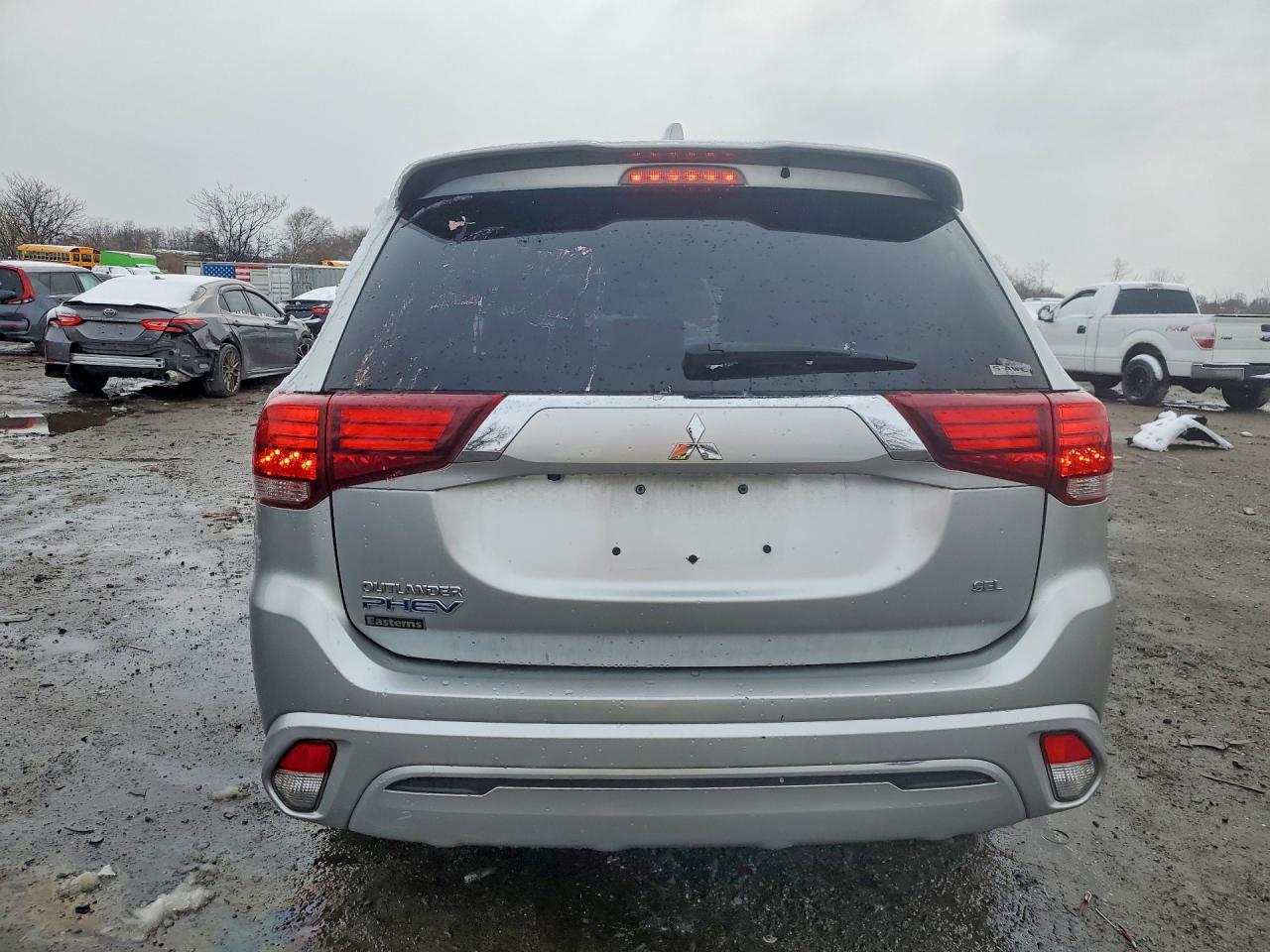 2022 MITSUBISHI outlander