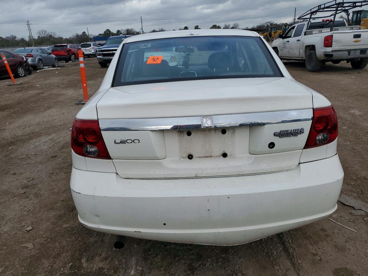 2003 SATURN L200