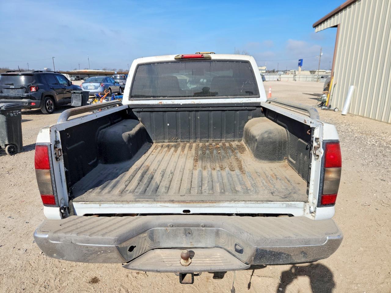 2004 NISSAN Frontier