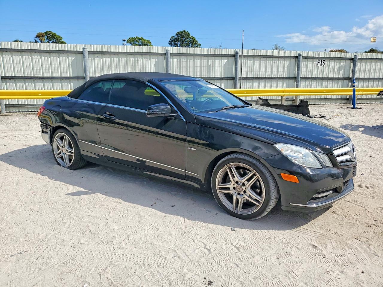 2012 MERCEDES-BENZ E-Class