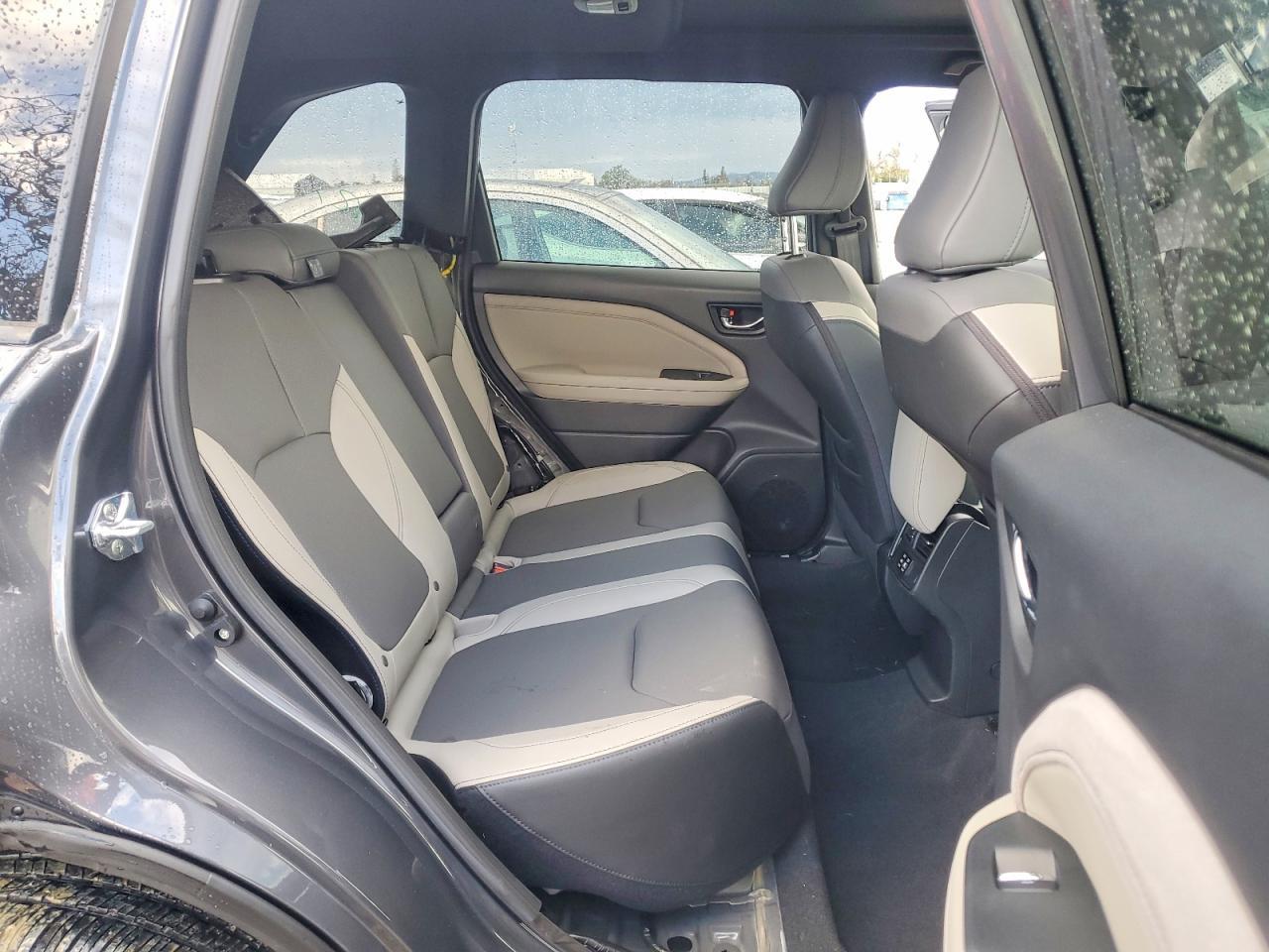 2025 SUBARU FORESTER
