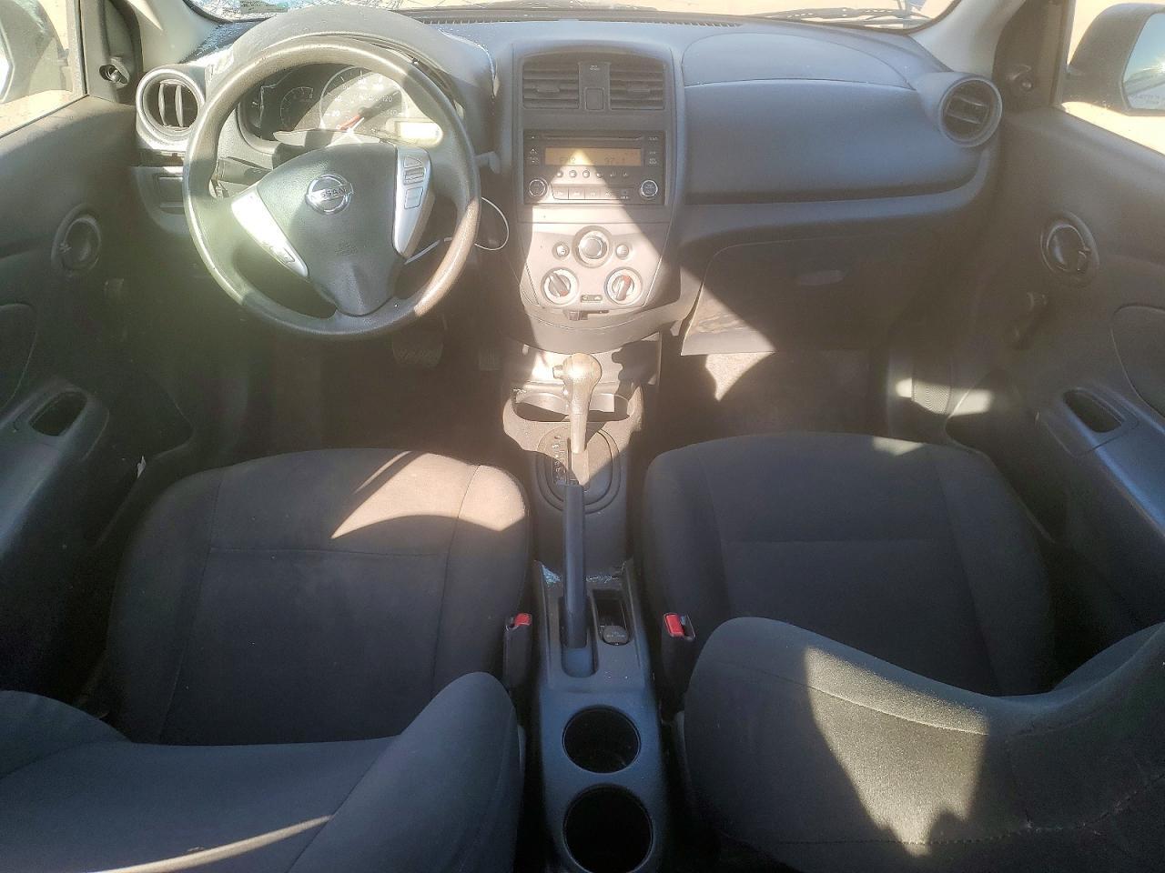 2015 NISSAN VERSA