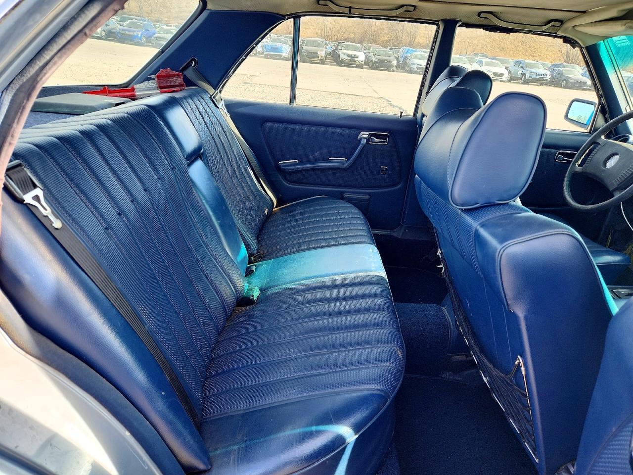 1978 MERCEDES 300d