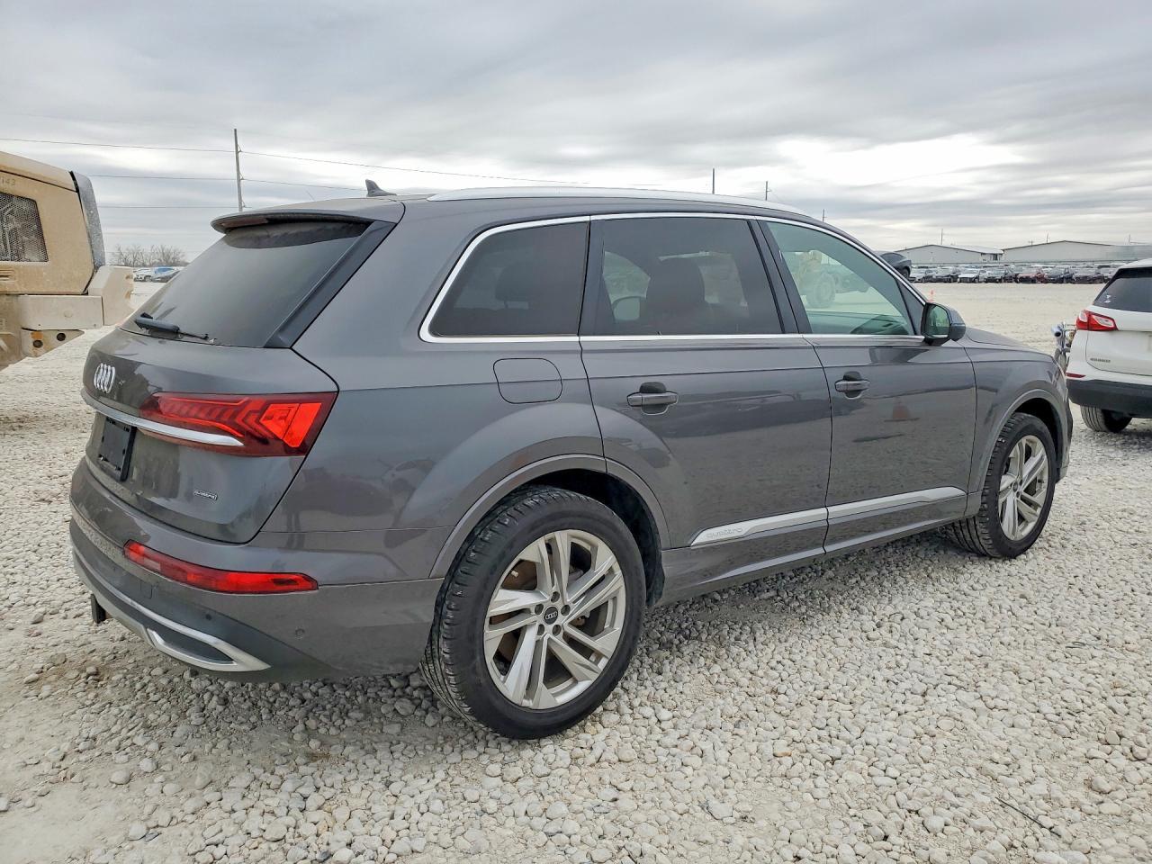 2021 AUDI Q7