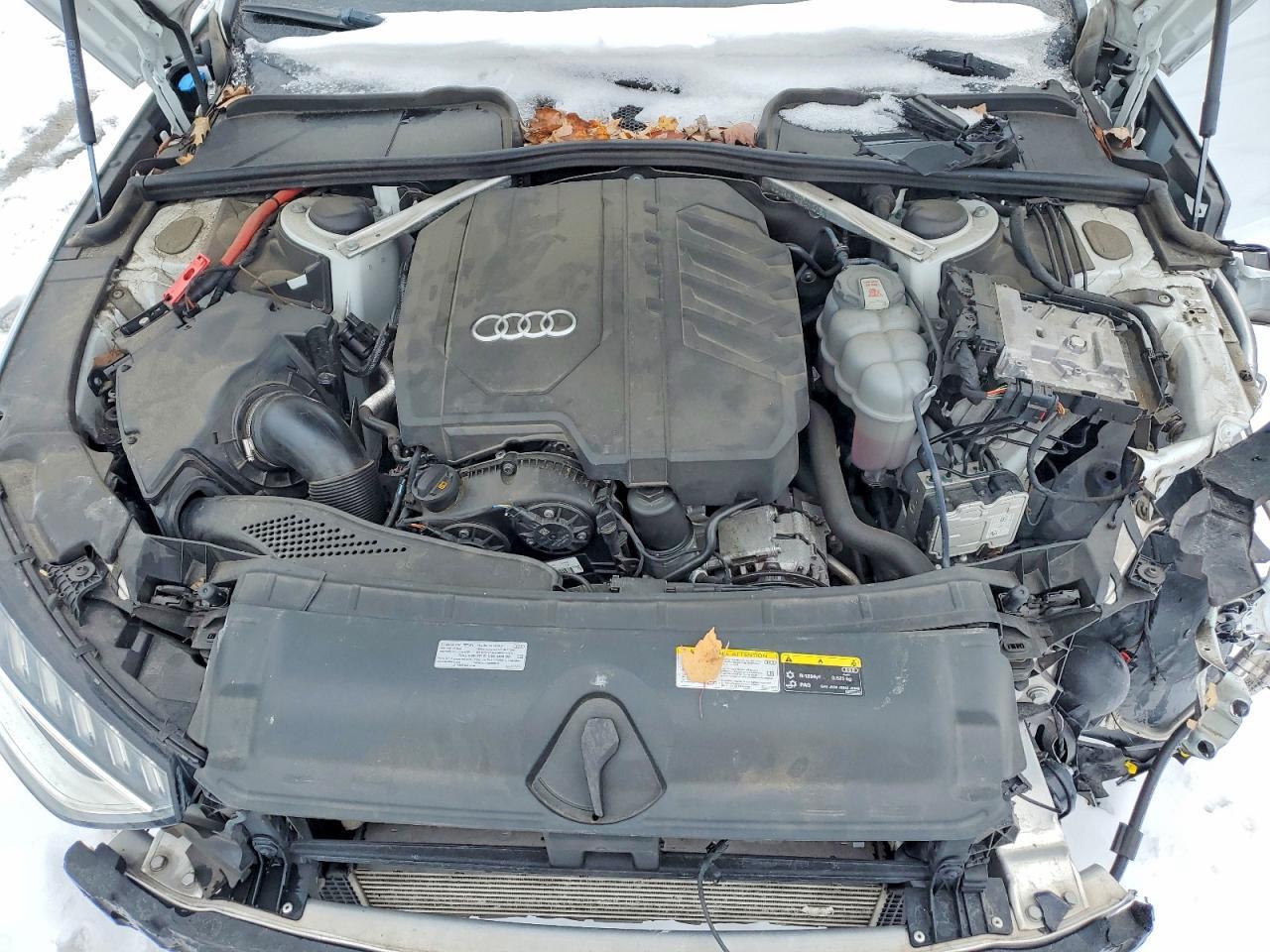 2022 AUDI A4