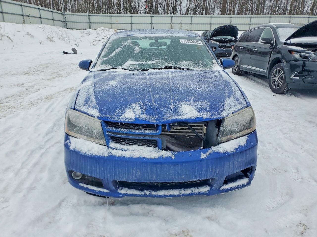 2013 DODGE Avenger