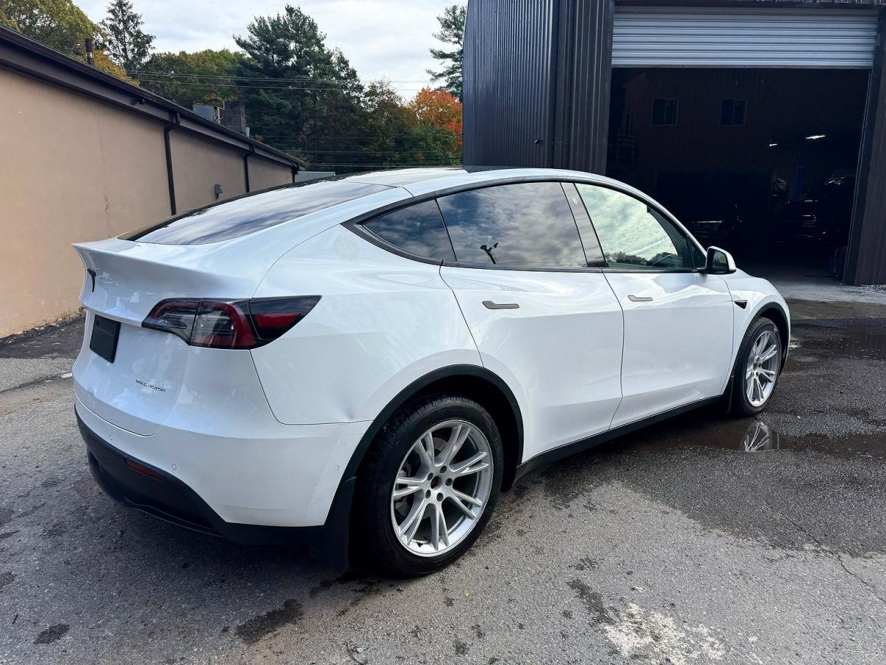 2021 TESLA MODEL Y