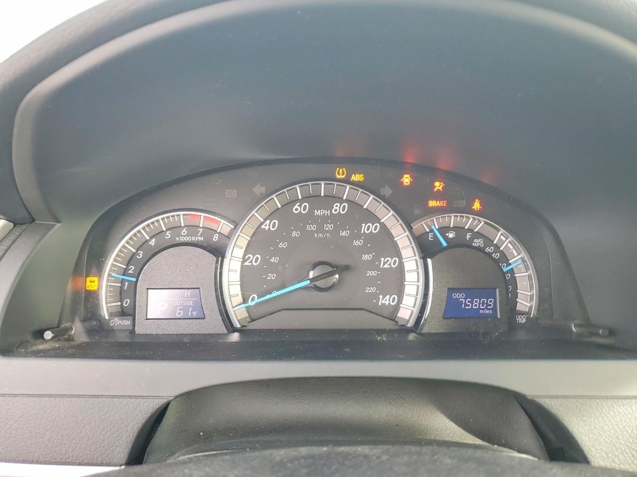 2014 TOYOTA CAMRY