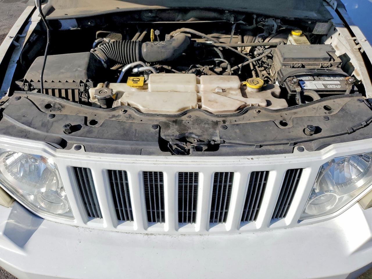 2011 JEEP Liberty