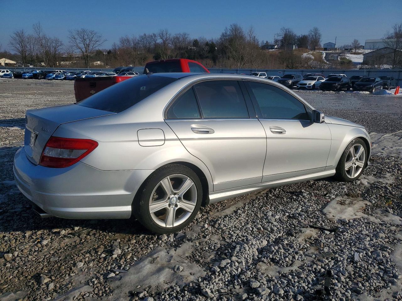 2011 MERCEDES-BENZ C-CLASS