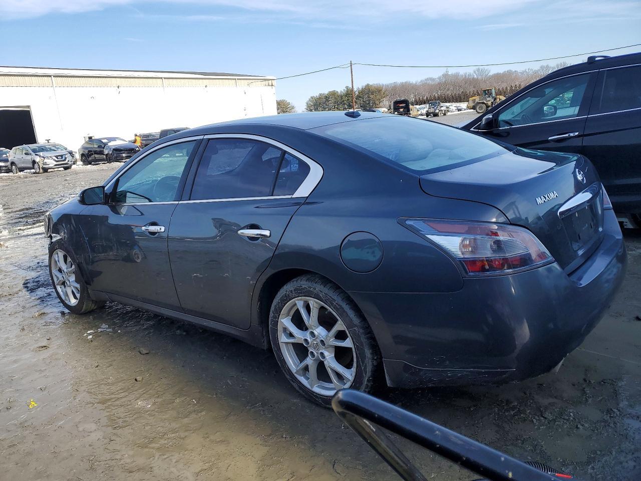 2013 NISSAN Maxima