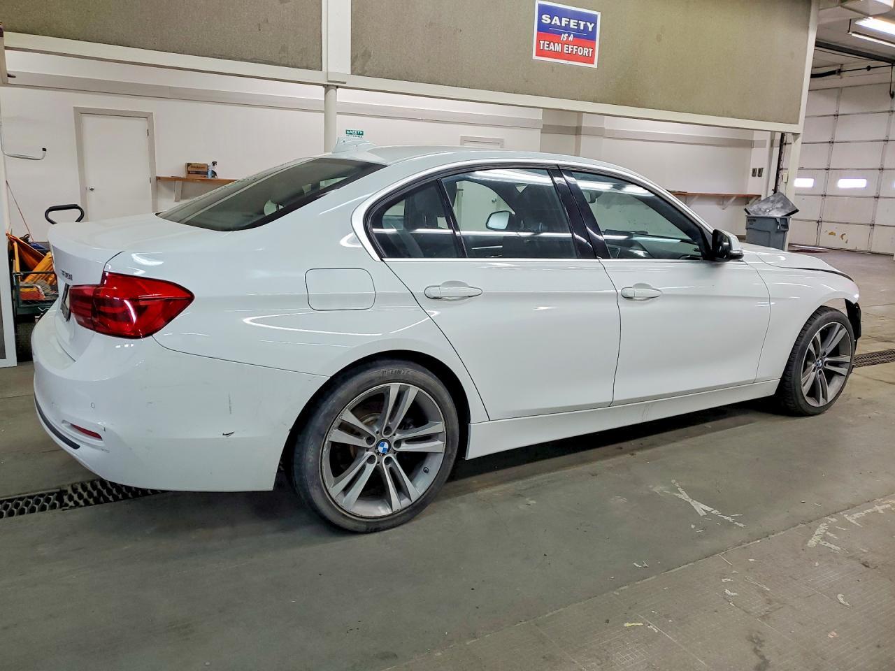 2017 BMW 3 SERIES