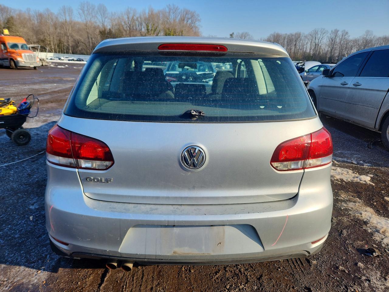 2012 VOLKSWAGEN GOLF