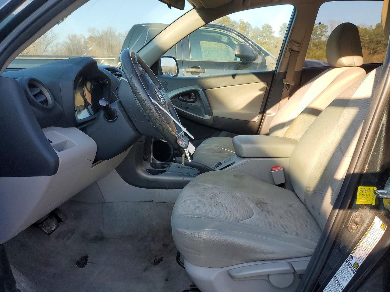 2011 TOYOTA RAV4
