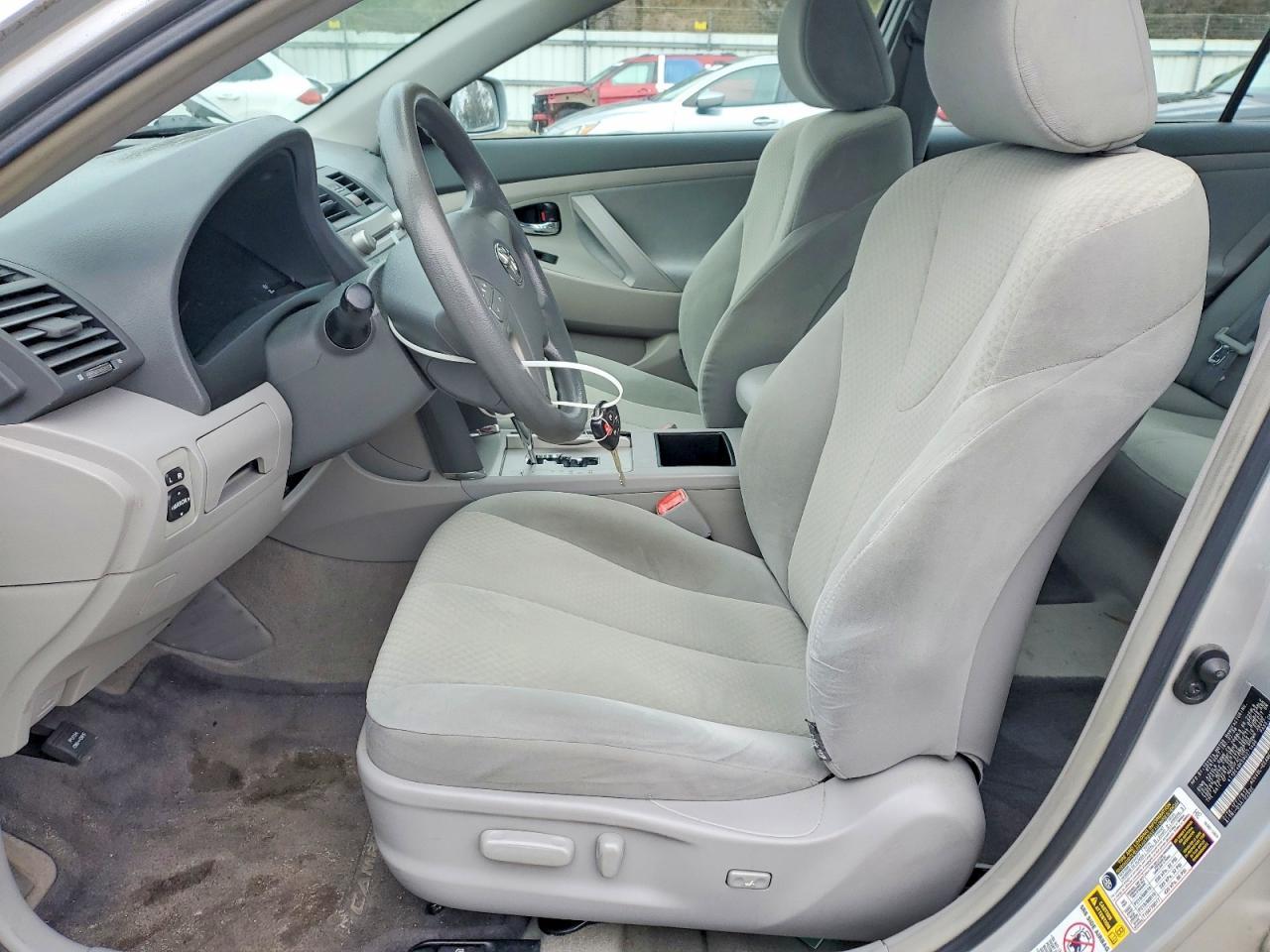 2009 TOYOTA CAMRY