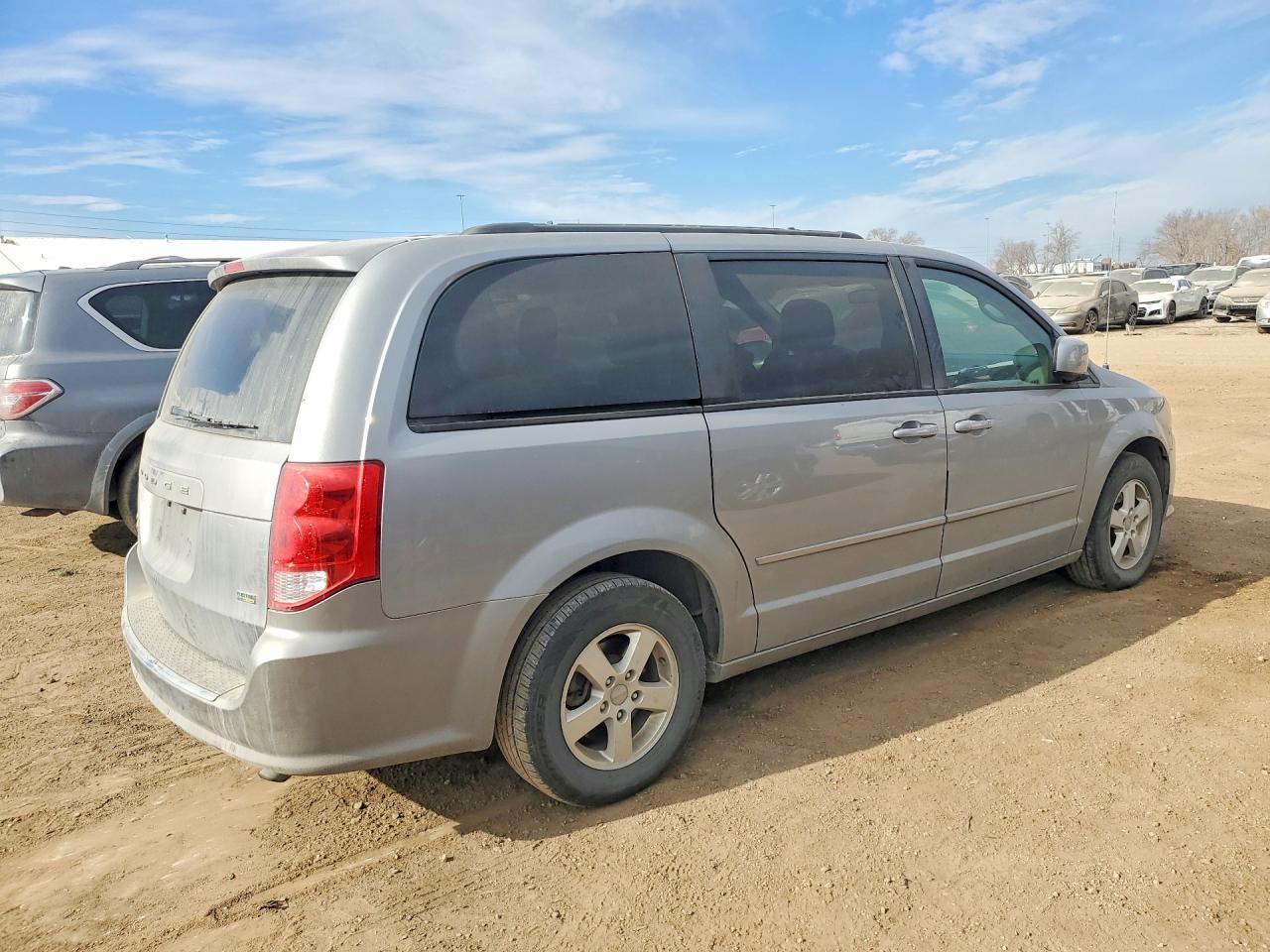 2013 DODGE GRAND CARAVAN
