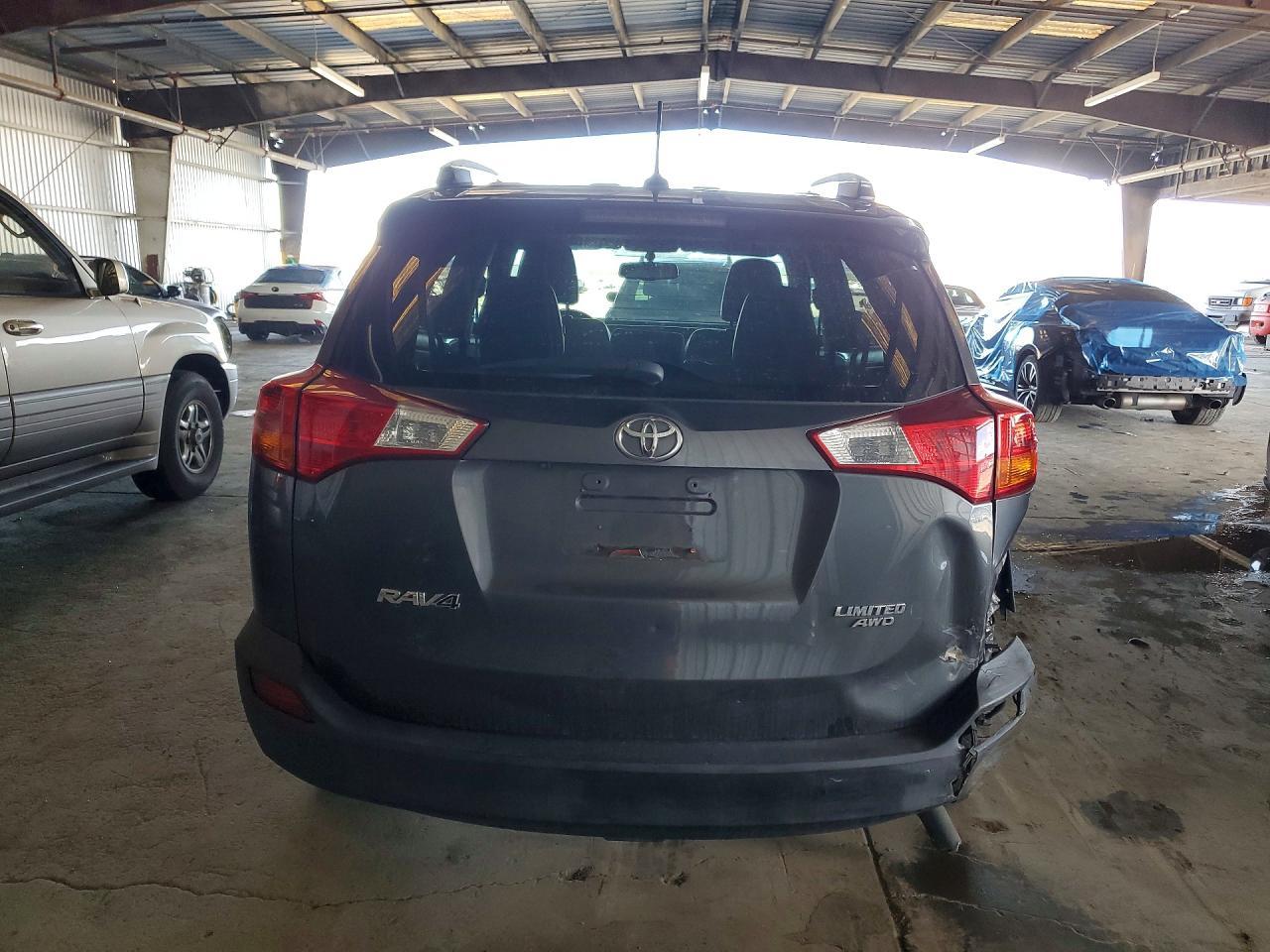2015 TOYOTA RAV4