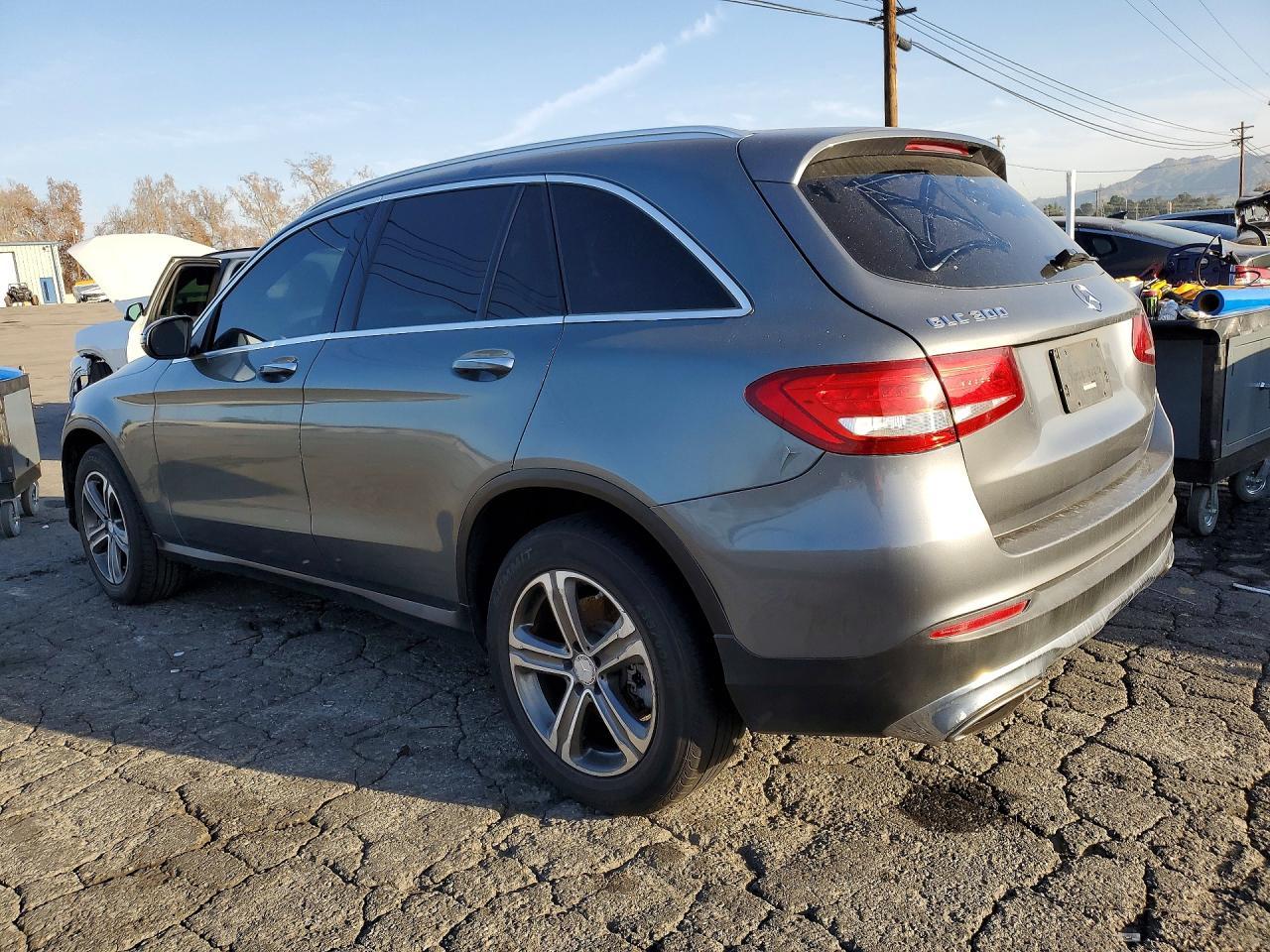 2016 MERCEDES-BENZ GLC-Class