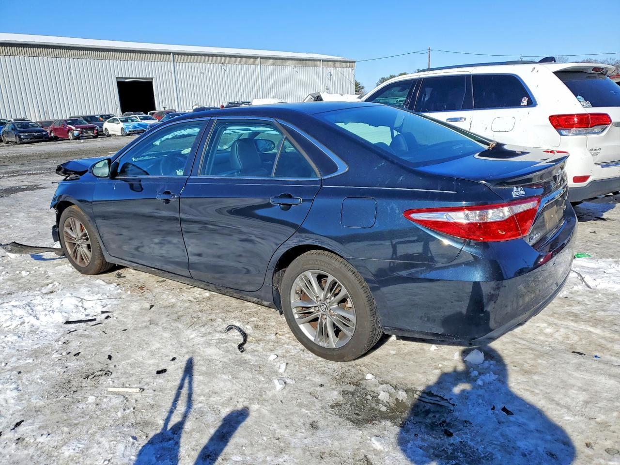 2015 TOYOTA CAMRY