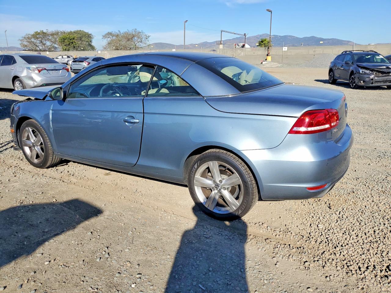 2012 VOLKSWAGEN EOS