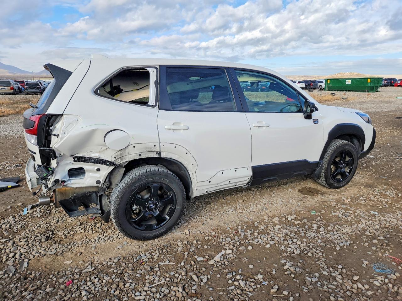 2022 SUBARU FORESTER