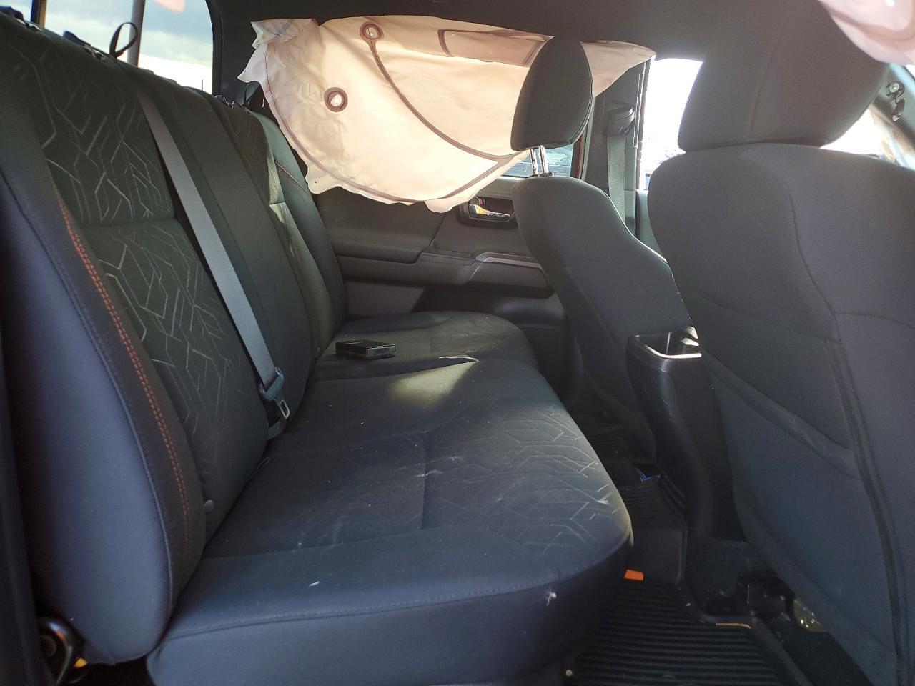 2018 TOYOTA TACOMA