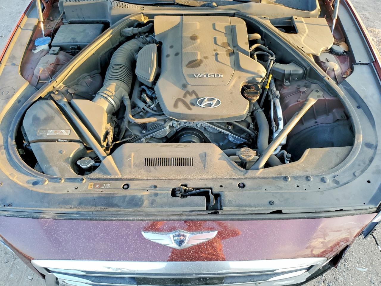 2016 HYUNDAI GENESIS