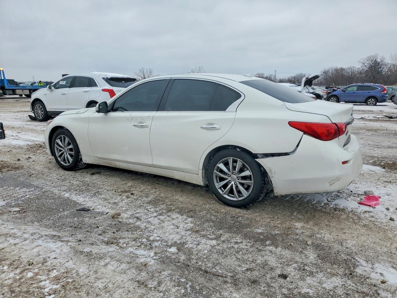 2015 INFINITI Q50